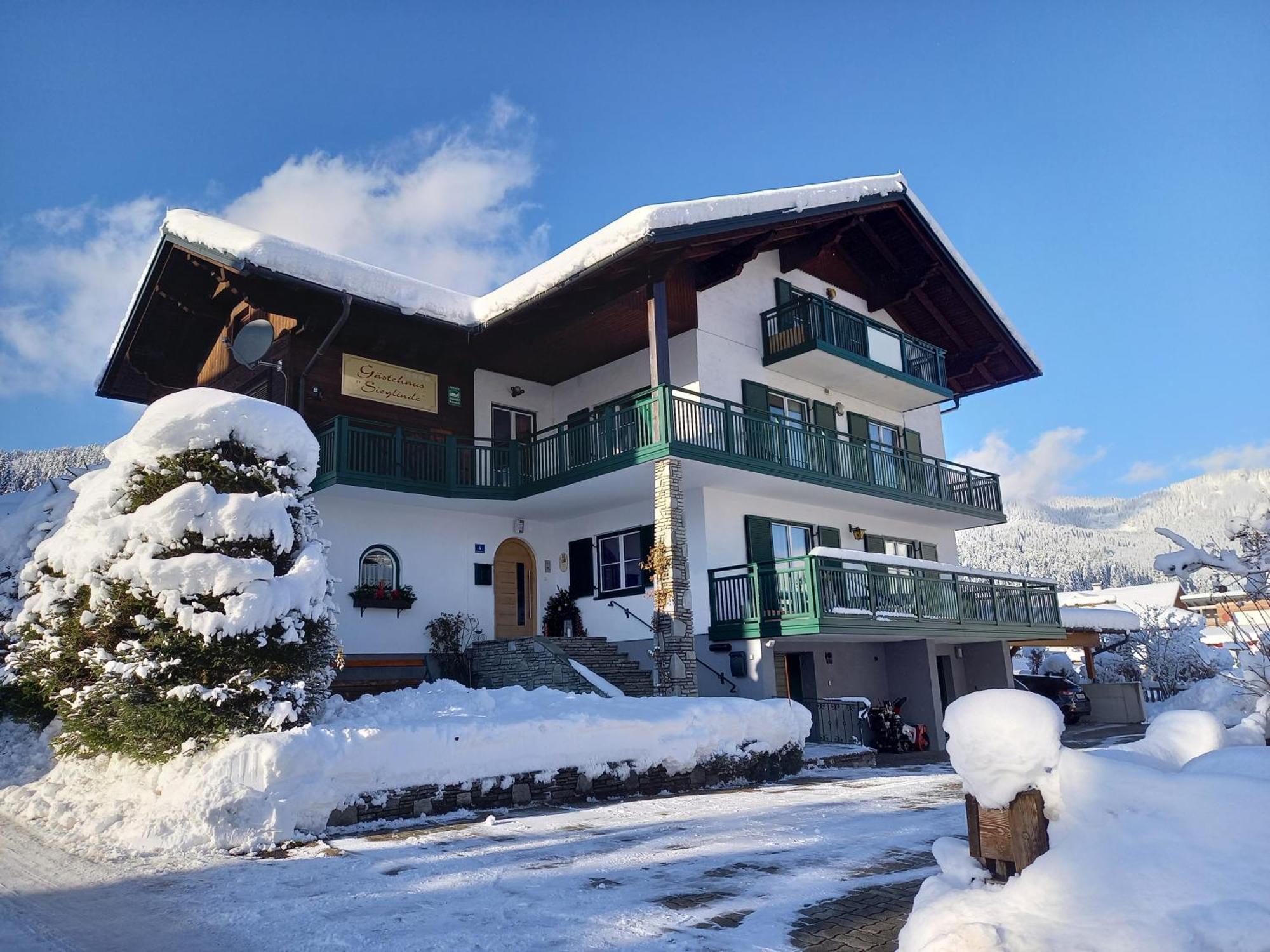 Gaestehaus Sieglinde Гозау Екстериор снимка