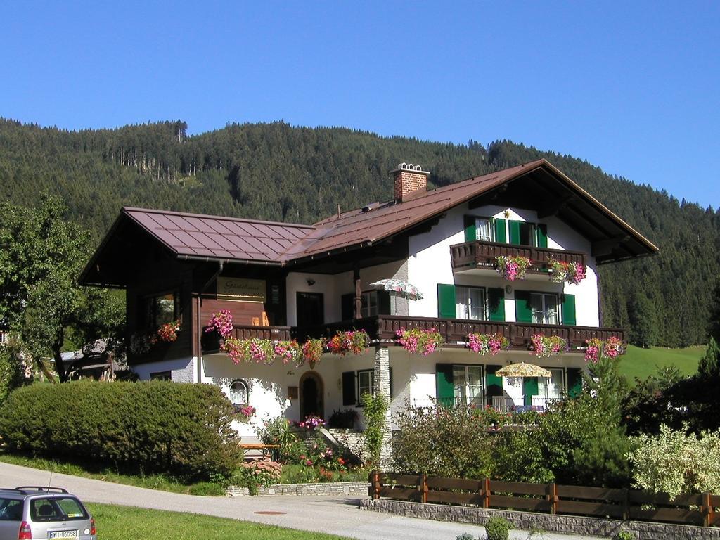 Gaestehaus Sieglinde Гозау Екстериор снимка